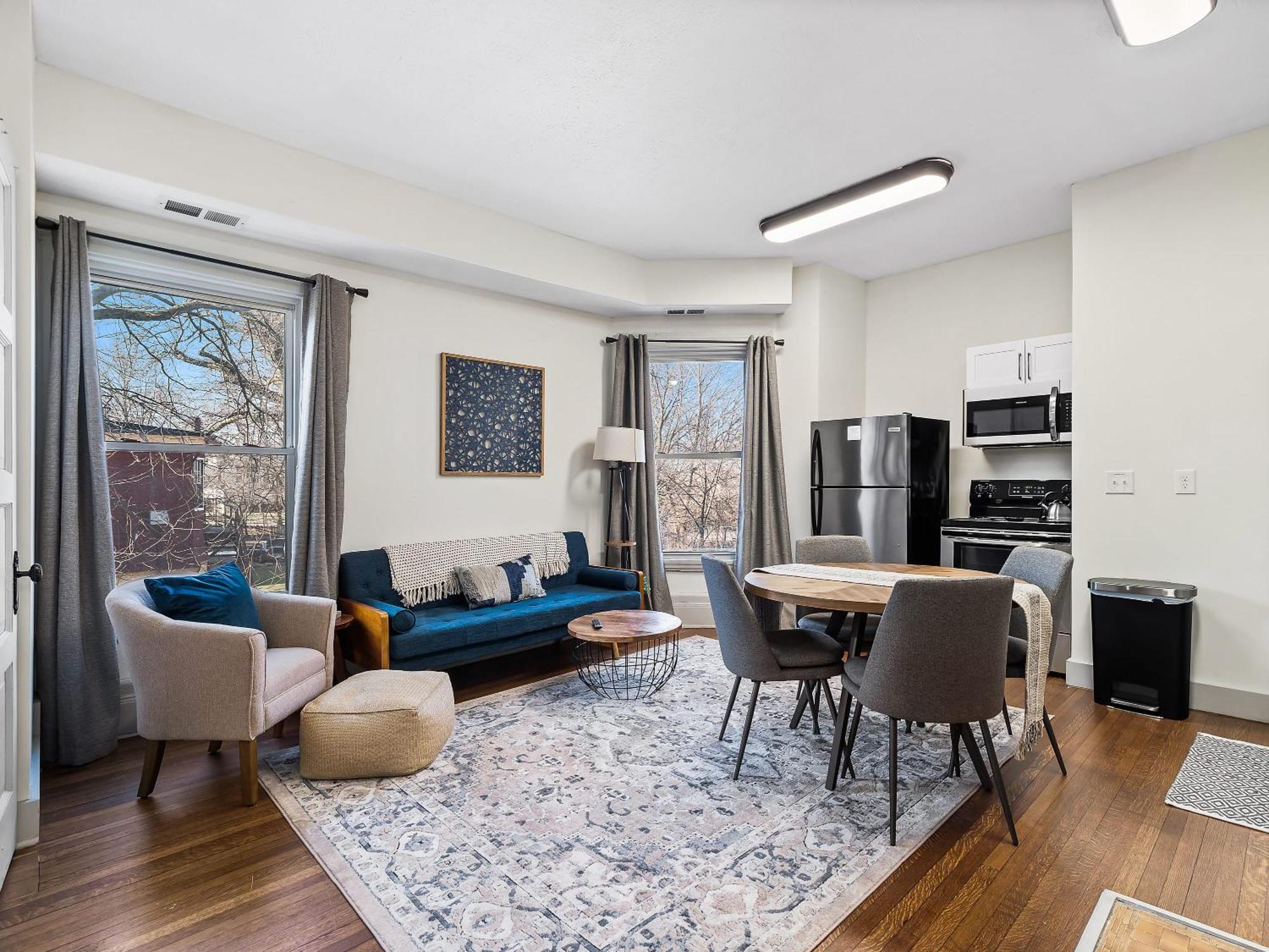Carriage Manor - Sun Soaked 1Br - Close To Ccf Cleveland Exterior photo